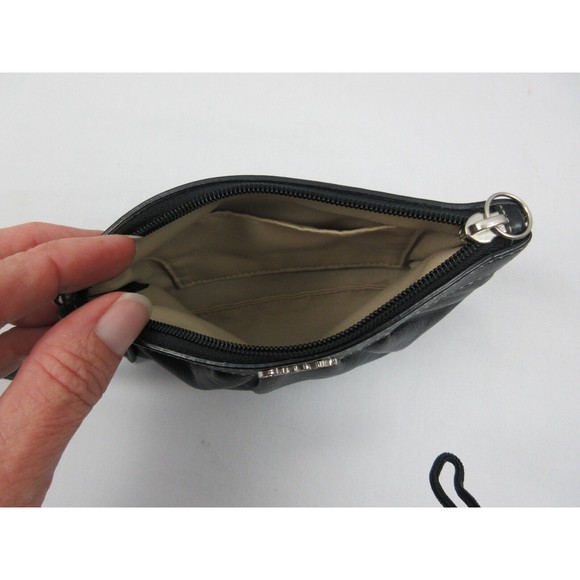 COACH Wristlet - Pebble Leather Black Zipper Top Pre-owned - Picture 7 of 7